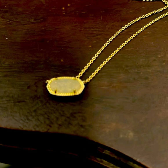 Kendra Scott Elisa Necklace Iridescent Drusy gold tone - Picture 1 of 4